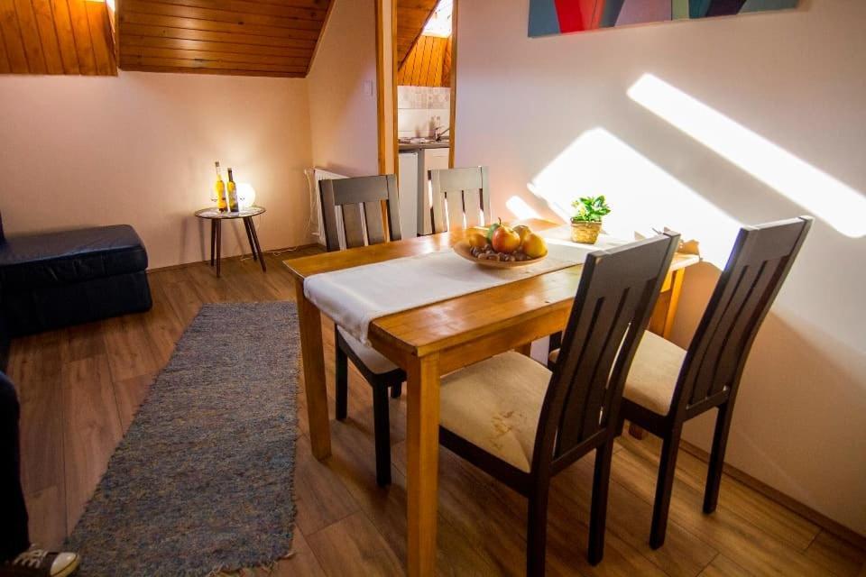 Natura Panzio&Apartmanhaz Orfű エクステリア 写真